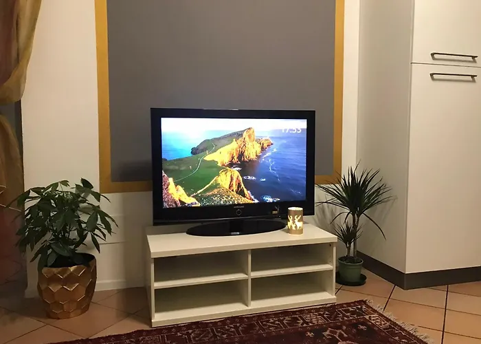 Gold House